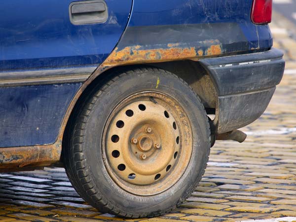 കാറിന്റെ റീസെയില്‍ മൂല്യം കൂട്ടാം; ശ്രദ്ധിക്കേണ്ട ഏഴു കാര്യങ്ങള്‍