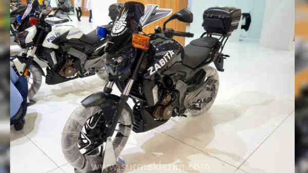 അറിഞ്ഞോ ബജാജ് ഡോമിനാറിനെ പൊലീസില്‍ എടുത്തു!