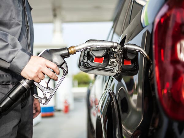 ഇന്ധനശേഷി 50 ലിറ്റര്‍, കാറില്‍ നിറച്ചത് 53.36 ലിറ്റര്‍! ഇതെങ്ങനെ സംഭവിച്ചു?