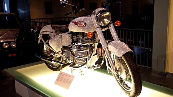 വജ്ര ശോഭയില്‍ റോയല്‍ എന്‍ഫീല്‍ഡ് ബുള്ളറ്റ് 350 ക്രിസ്റ്റല്‍ എഡിഷന്‍