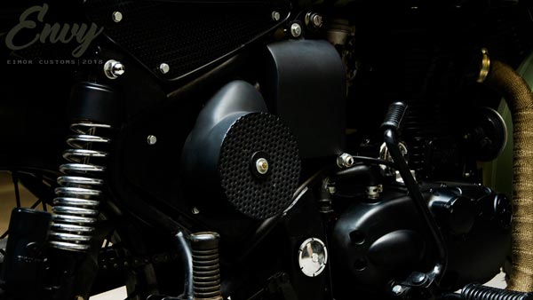 ബുള്ളറ്റ് സ്‌ക്രാമ്പ്‌ളറായാല്‍? — ഐമോര്‍ എന്‍വിയില്‍ അതിശയിച്ച് ബൈക്ക് പ്രേമികള്‍