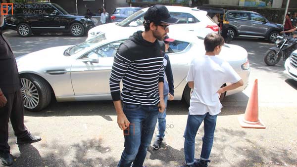 ഹൃത്വിക്കിന്റെ കറക്കം ഇനി ആസ്റ്റണ്‍ മാര്‍ട്ടിന്‍ റപ്പീഡ് എസില്‍!