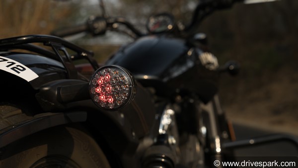 അടിമുടി 'ബോബറാണ്' പുതിയ ഇന്ത്യന്‍ സ്‌കൗട്ട് ബോബര്‍ — റിവ്യു