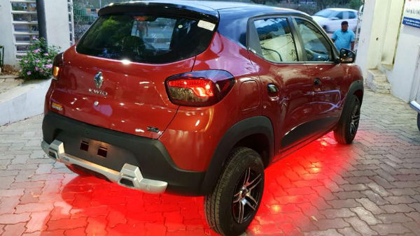 ഡസ്റ്ററാകാന്‍ ശ്രമിച്ച് ഒരു ക്വിഡ്!