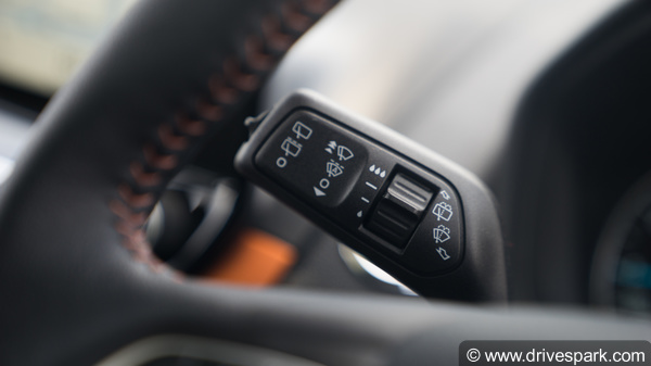 പുതുമയോടെ ഫോര്‍ഡ് ഇക്കോസ്‌പോര്‍ട് എസ് ഇക്കോബൂസ്റ്റ് — റിവ്യു