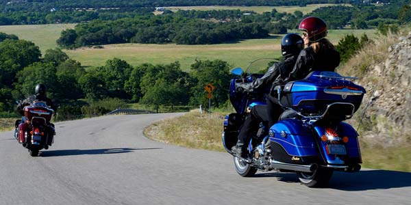 സ്വര്‍ണം പൂശി ഒരു ഇന്ത്യന്‍; റോഡ്മാസ്റ്റര്‍ എലൈറ്റ് വിപണിയില്‍!