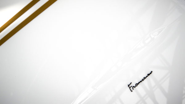 ലേലത്തില്‍ മാര്‍പ്പാപ്പയുടെ ലംബോര്‍ഗിനി ഉറാക്കാന്‍ വിറ്റത് 5.82 കോടി രൂപയ്ക്ക്!