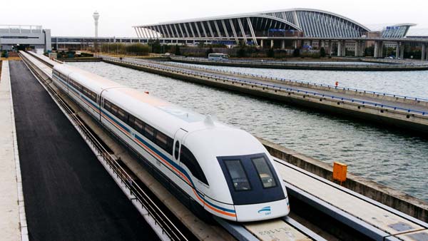 ലോകത്തെ വിസ്മയിപ്പിച്ച പത്തു ട്രെയിനുകള്‍