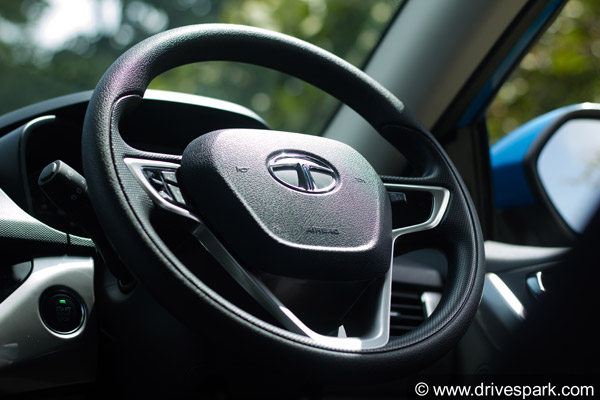 ടാറ്റ നെക്‌സോണിന്റെ ഗുണങ്ങളും ദോഷങ്ങളും