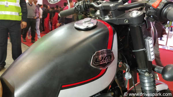 യുഎം റെനഗേഡ് ഡ്യൂട്ടി സെപ്തബറില്‍ വരും, എതിരാളികള്‍ അവഞ്ചറും ഇന്‍ട്രൂഡറും!