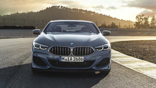 കാര്‍ പ്രേമികളുടെ കാത്തിരിപ്പിന് വിരാമം, ഇതാണ് പുതിയ ബിഎംഡബ്ല്യു 8 സീരീസ് M850i