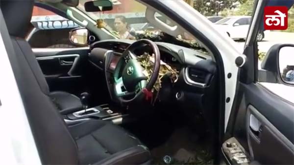 മാലിന്യം നീക്കാന്‍ നാല്‍പതു ലക്ഷം രൂപയുടെ സ്‌പോര്‍ട്‌സ് കാര്‍, സംഭവം ഭോപാലില്‍