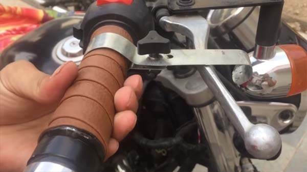 30 രൂപയ്ക്ക് ബുള്ളറ്റിന് ക്രൂയിസ് കണ്‍ട്രോള്‍, പുതിയ കണ്ടുപിടുത്തവുമായി റോയല്‍ എന്‍ഫീല്‍ഡ് ഉടമ