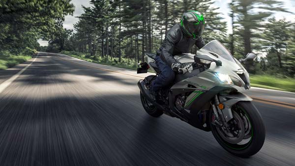 2018 കവാസാക്കി നിഞ്ച ZX-10R ബുക്കിംഗ് തുടങ്ങി