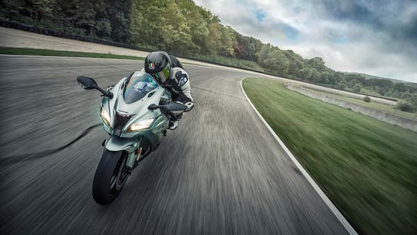 2018 കവാസാക്കി നിഞ്ച ZX-10R ബുക്കിംഗ് തുടങ്ങി