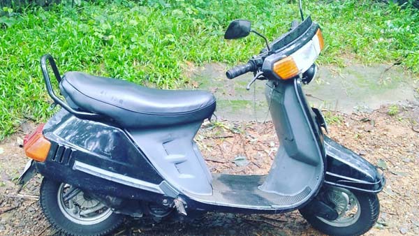 പിന്നിടാന്‍ ഇനിയും ദൂരമുണ്ട് ഏറെ, ഒരുലക്ഷം കിലോമീറ്ററിലും മൂളിപ്പറക്കുന്ന കൈനറ്റിക് ഹോണ്ട