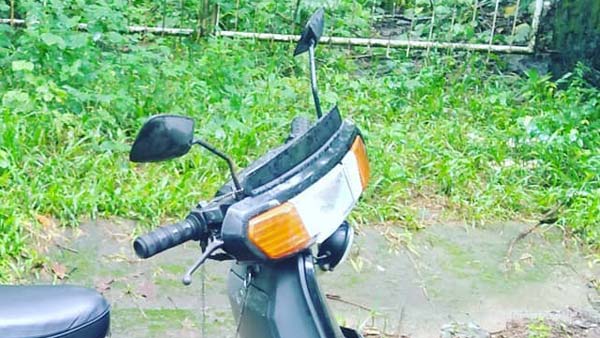 പിന്നിടാന്‍ ഇനിയും ദൂരമുണ്ട് ഏറെ, ഒരുലക്ഷം കിലോമീറ്ററിലും മൂളിപ്പറക്കുന്ന കൈനറ്റിക് ഹോണ്ട