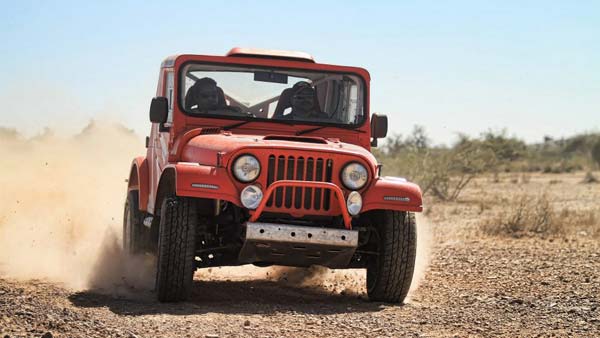 ജനപ്രിയ കാറുകളുടെ റേസ് പതിപ്പുകള്‍; മാരുതി ബ്രെസ്സ മുതല്‍ മഹീന്ദ്ര XUV500 വരെ