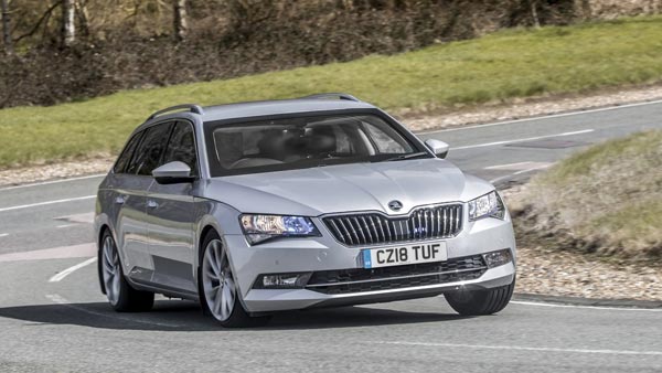 ഈ സ്കോഡ സൂപേര്ബിന് വില 1.06 കോടി രൂപ — കാരണമിതാണ് ഈ സ്കോഡ സൂപേര്ബിന് വില 1.06 കോടി രൂപ — കാരണമിതാണ്