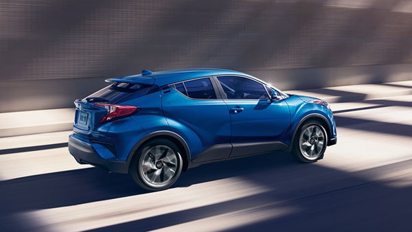 ജീപ് കോമ്പസിന് ഭീഷണി മുഴക്കി ടൊയോട്ട CHR — അറിയേണ്ടതെല്ലാം