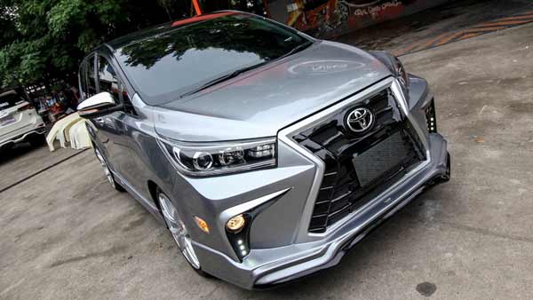 15 ലക്ഷം ചെലവഴിച്ച് ലെക്‌സസായി മാറിയ ഇന്നോവ ക്രിസ്റ്റ