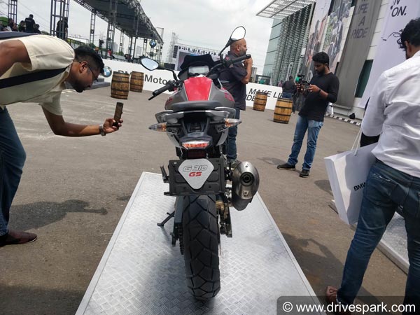 ബിഎംഡബ്ല്യു G310 R, G310 GS മോഡലുകളുടെ വിതരണം ഉടന്‍ ആരംഭിക്കും, അറിയേണ്ടതെല്ലാം