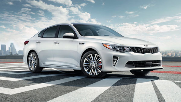 രണ്ടും കല്‍പിച്ച് കിയ, കൊറോള ആള്‍ട്ടിസിനോട് മത്സരിക്കാന്‍ പുതിയ ഒപ്റ്റിമ — ചിത്രങ്ങള്‍ പുറത്ത്