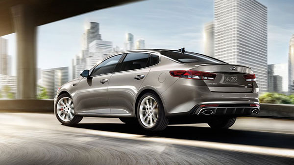 രണ്ടും കല്‍പിച്ച് കിയ, കൊറോള ആള്‍ട്ടിസിനോട് മത്സരിക്കാന്‍ പുതിയ ഒപ്റ്റിമ — ചിത്രങ്ങള്‍ പുറത്ത്