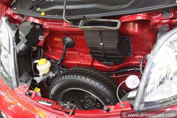 നാനോ കാര്‍ ഉത്പാദനം ടാറ്റ നിര്‍ത്തി, ഇനി ഓര്‍ഡര്‍ കിട്ടിയാലെ നിര്‍മ്മിക്കുകയുള്ളു