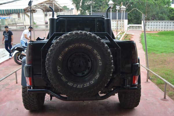 ഭീകരരൂപം പ്രാപിച്ച് ടാറ്റ സെനോണ്‍