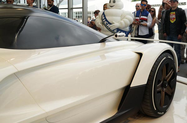 വാസിറാനി ശൂല്‍, ഇത് ഇന്ത്യന്‍ നിര്‍മ്മിത ഹൈപ്പര്‍കാര്‍ — അമ്പരപ്പ് മാറാതെ കാര്‍ പ്രേമികള്‍