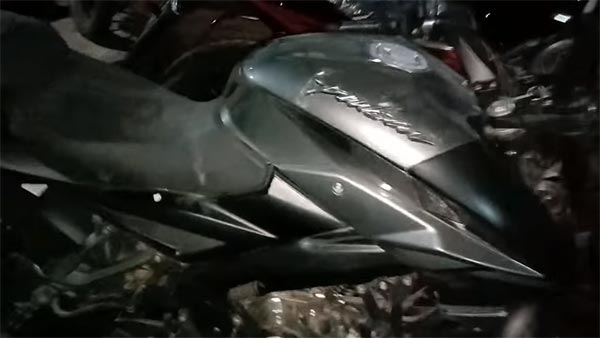പിന്‍ ഡിസ്‌ക് ബ്രേക്ക് കരുത്തില്‍ ബജാജ് പള്‍സര്‍ NS160 — വില 82,630 രൂപ
