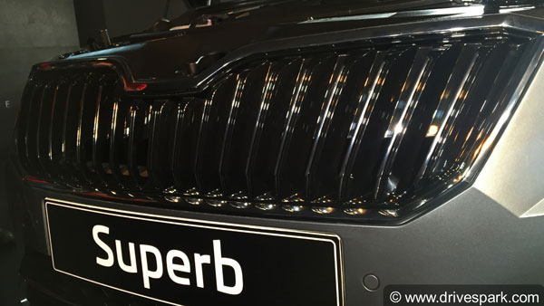 സ്‌കോഡ സൂപ്പേര്‍ബ് സ്‌പോര്‍ട്‌ലൈന്‍ വിപണിയിലേക്ക്