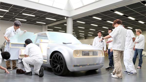 ഡീസല്‍ കാറില്‍ ഒരിക്കല്‍ പിഴച്ചു, വൈദ്യുത ശ്രേണിയില്‍ പിടിമുറുക്കാന്‍ ഹോണ്ട