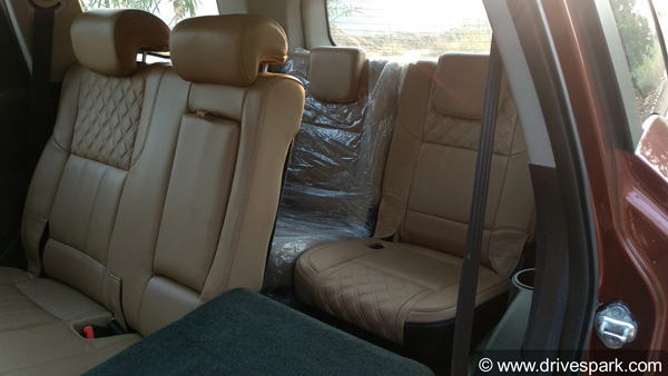 ആഢംബരം നിറഞ്ഞ് 2018 മഹീന്ദ്ര XUV500 — റിവ്യു