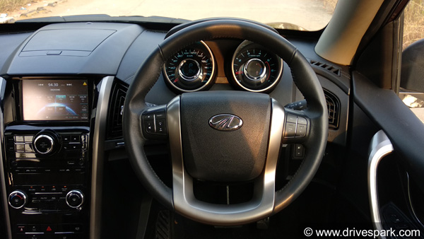 ആഢംബരം നിറഞ്ഞ് 2018 മഹീന്ദ്ര XUV500 — റിവ്യു