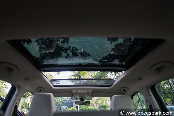 സ്കോഡ കൊഡിയാക്കിന് ഒരുലക്ഷം രൂപ കുറഞ്ഞു സ്കോഡ കൊഡിയാക്കിന് ഒരുലക്ഷം രൂപ കുറഞ്ഞു