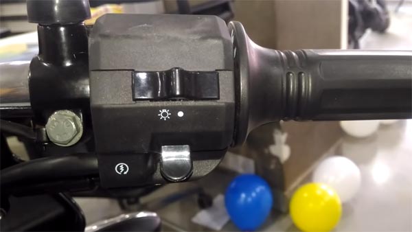 പരിഷ്‌കാരങ്ങളോടെ 2018 ബജാജ് പ്ലാറ്റിന 110 — വില 49,300 രൂപ