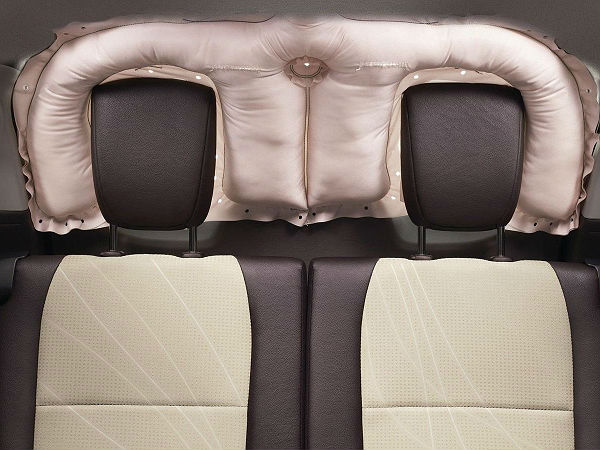 അപകടത്തില്‍ എയര്‍ബാഗ് പുറത്തുവരാതെ ഫോര്‍ഡ് ഇക്കോസ്‌പോര്‍ട്