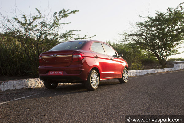 കാർ വിലയുടെ അന്തരം രണ്ടര ലക്ഷം ; ഇതാണ് BS-VI