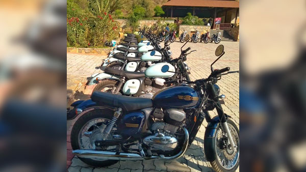 ബൈക്കുകളുടെ കൂടുതല്‍ ചിത്രങ്ങള്‍ പുറത്തുവിട്ട് ജാവ, ആരാധകര്‍ക്ക് നിരാശ