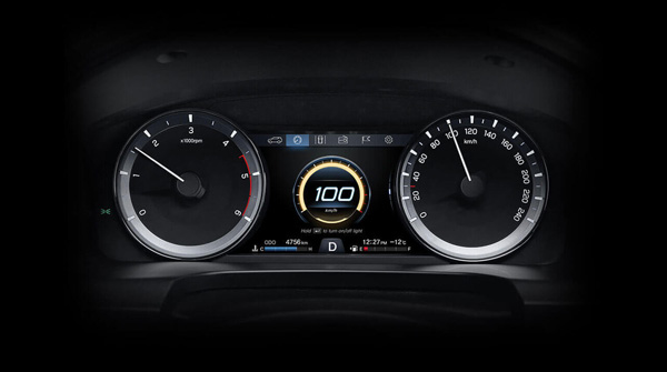 എത്തിപ്പോയ് മഹീന്ദ്ര XUV300 — ബുക്കിങ്ങ് തുടങ്ങി