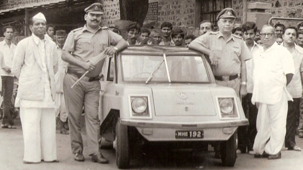 വരൂ മീര മിനിയെ പരിചയപ്പെടാം, നാനോയുടെ പൂർവികൻ