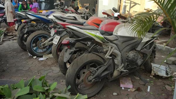 സൂപ്പർ ബൈക്കുകളുടെ ശവപ്പറമ്പായി ഇന്ത്യ, ഞെട്ടിക്കും ഈ കാഴ്ചകൾ