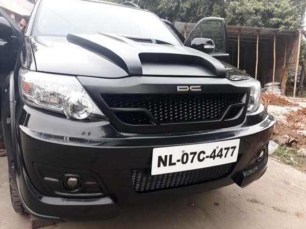 വീണ്ടും ഫോര്‍ച്യൂണറിനെ മോഡിഫൈ ചെയ്ത് ഡിസി