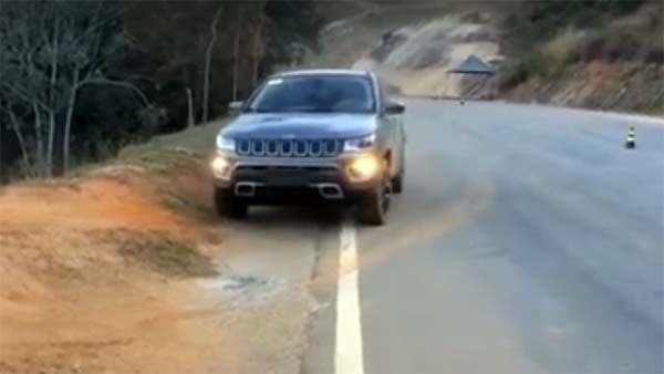 ജീപ്പ് കോമ്പസ് ഓഫ്‌റോഡിംഗിന് ഇറങ്ങിയപ്പോള്‍