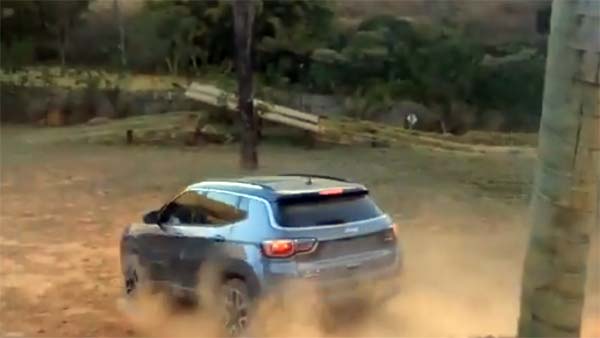 ജീപ്പ് കോമ്പസ് ഓഫ്‌റോഡിംഗിന് ഇറങ്ങിയപ്പോള്‍