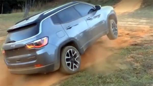 ജീപ്പ് കോമ്പസ് ഓഫ്‌റോഡിംഗിന് ഇറങ്ങിയപ്പോള്‍