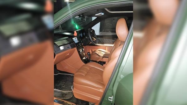 ആഢംബരം തുളുമ്പി മഹീന്ദ്ര XUV500 മൂണ്‍റേക്കര്‍