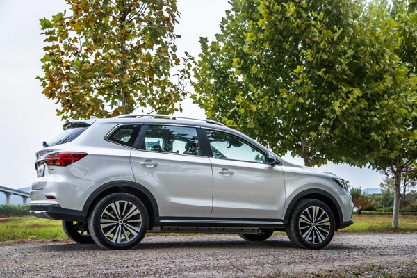 ചൈനീസ് മാജിക്കുമായി എംജി മോട്ടോര്‍, ടാറ്റ ഹാരിയറിനെ പിടിക്കാന്‍ ഹെക്ടര്‍ വരുന്നൂ